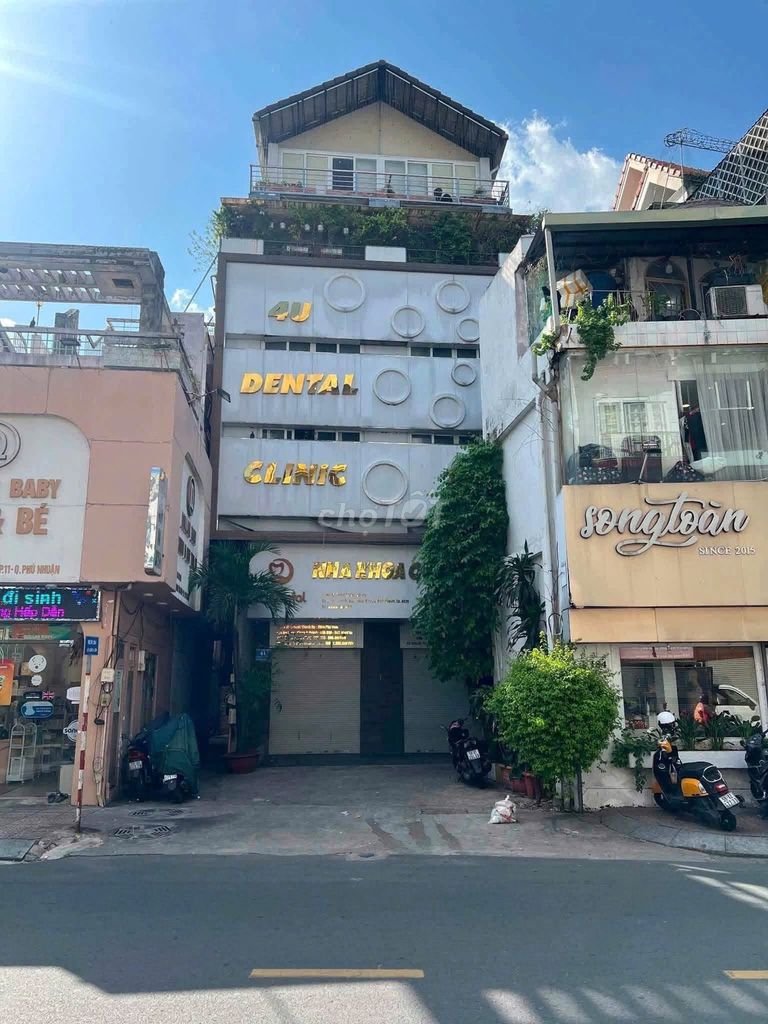 Аренда · 4 комн. · 70 м² · Quận Phú Nhuận, ул. Đường Huỳnh Văn Bánh