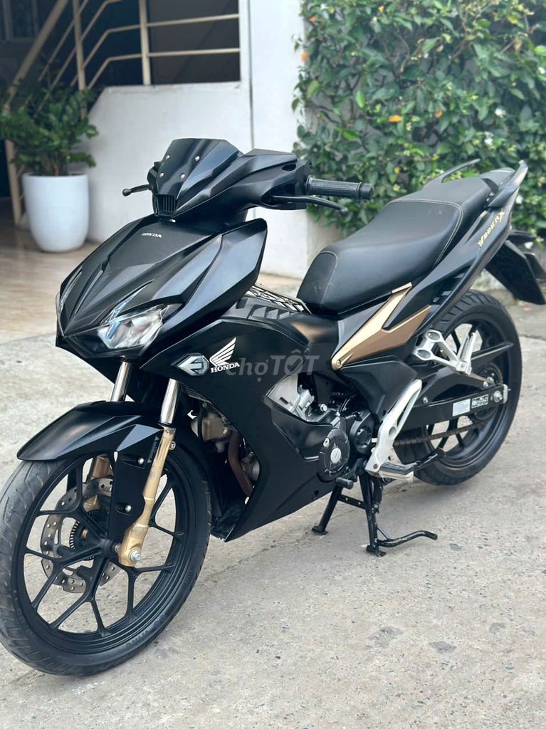 cần bán chiếc xe Winner X 2021 phanh ABS. Mua bán Xe máy tại Quận Bắc Từ Liêm Hà Nội được đăng bởi E Hằng hình 3