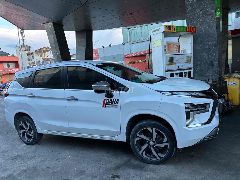 Mitsubishi Xpander Premium 2023 Trắng
