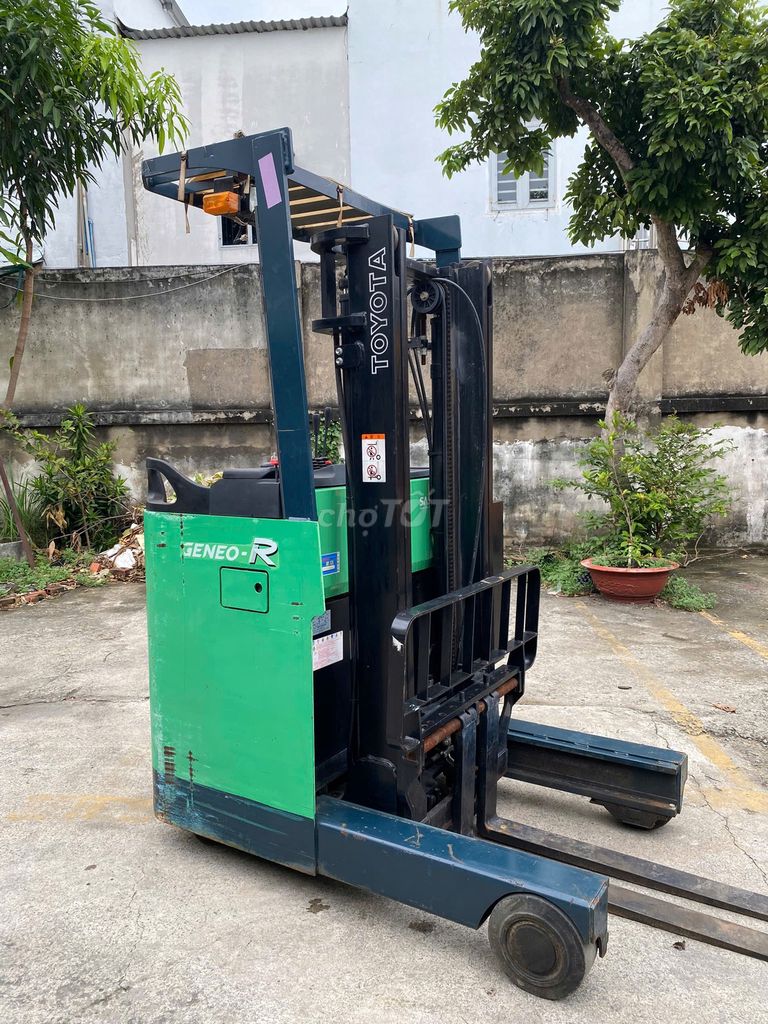 Xe nâng điện đứng 1.3 tấn Toyota. Mua bán Phương tiện khác tại Quận 12 Tp Hồ Chí Minh được đăng bởi Phúc Xe Nâng Nhật Bãi hình 6