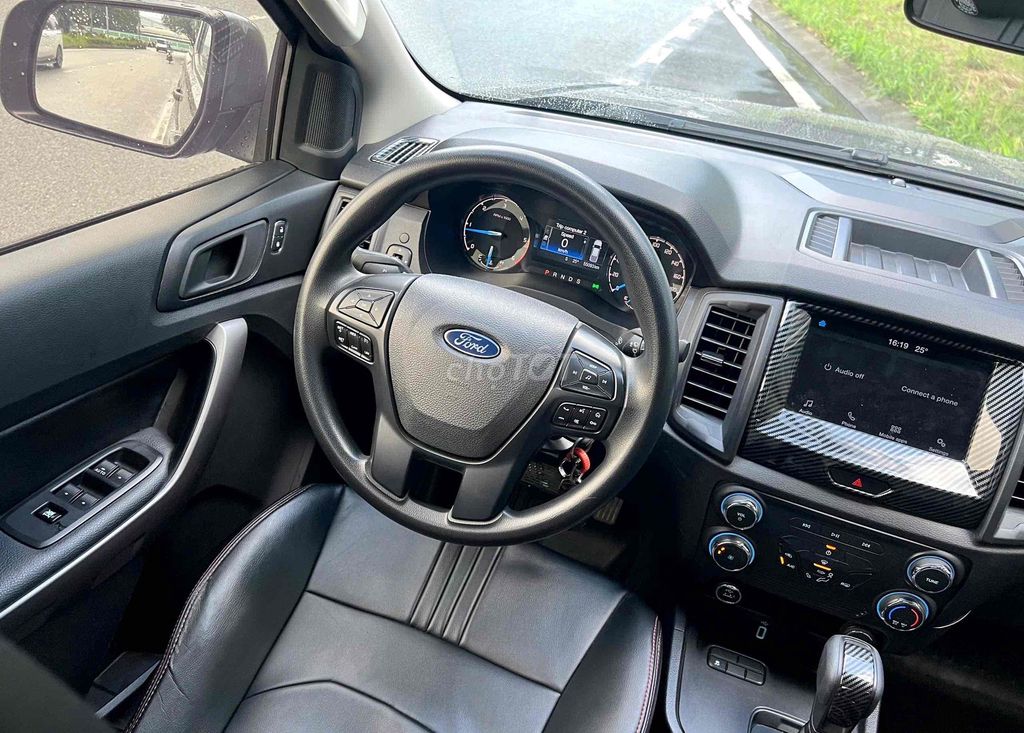 Ford Ranger 2021 XLS 2.2L 4x2 AT - 55000 km. Mua bán Ô tô tại Quận Gò Vấp Tp Hồ Chí Minh được đăng bởi Ngô minh Nam hình 9