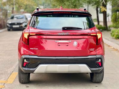 Kia Seltos 2025 1.5AT Luxury 4000km. Mua bán Ô tô tại Quận Cầu Giấy Hà Nội được đăng bởi Huy Nam