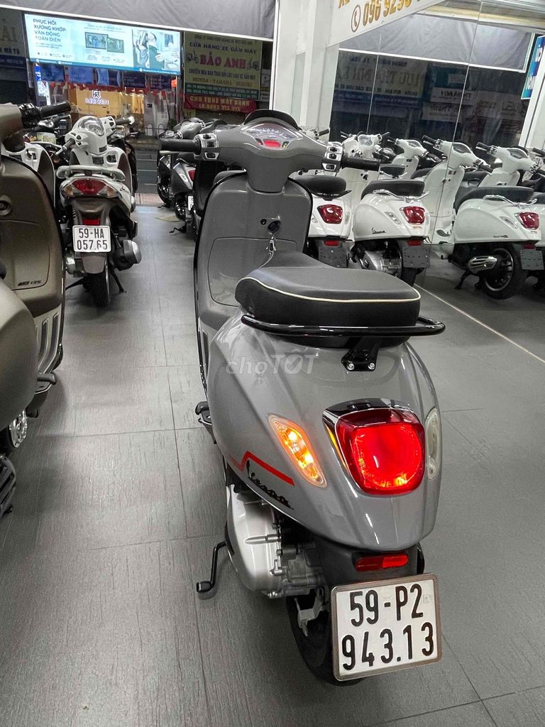 Vespa spint 100%  chính chủ. Mua bán Xe máy tại Quận Phú Nhuận Tp Hồ Chí Minh được đăng bởi DŨNG HOÀNG  hình 7