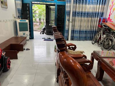Chính chủ cần bán nhà gấp Gần chợ nhà thờ SHR