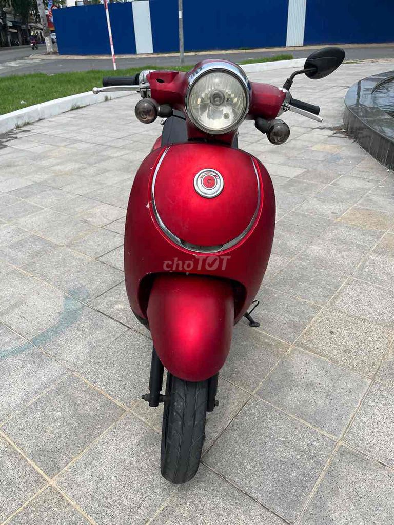 Ретро скутер 50cc автомат 2018 красный 9800 км