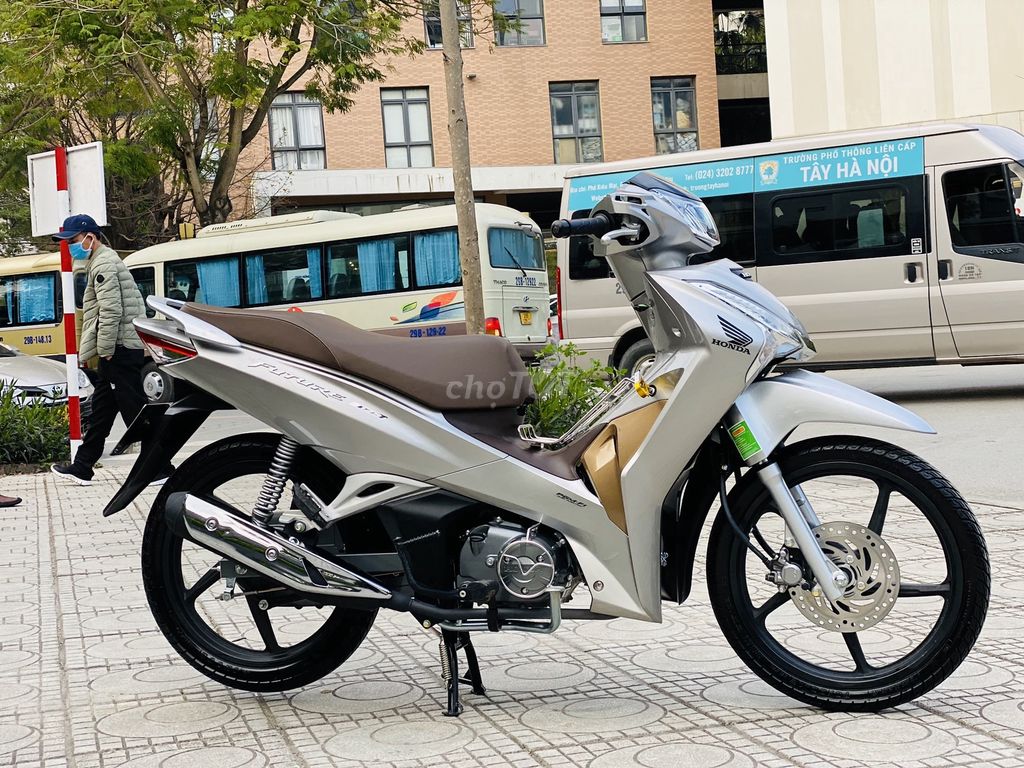 HONDA FUTURE 125 FI KIM PHUN ĐIỆN TỬ 2024 XE ZIN. Mua bán Xe máy tại Quận Nam Từ Liêm Hà Nội được đăng bởi Hồng Nhung hình 6