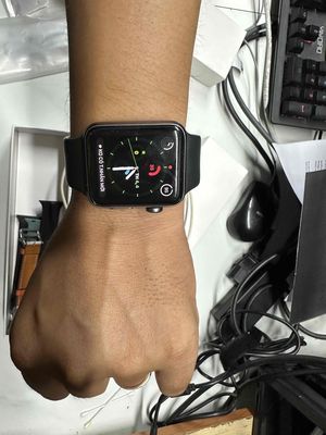 đồng hồ Apple Watch Series 3 42mm Space Gray. Mua bán Thiết bị đeo thông minh tại Quận Gò Vấp Tp Hồ Chí Minh được đăng bởi Lâm