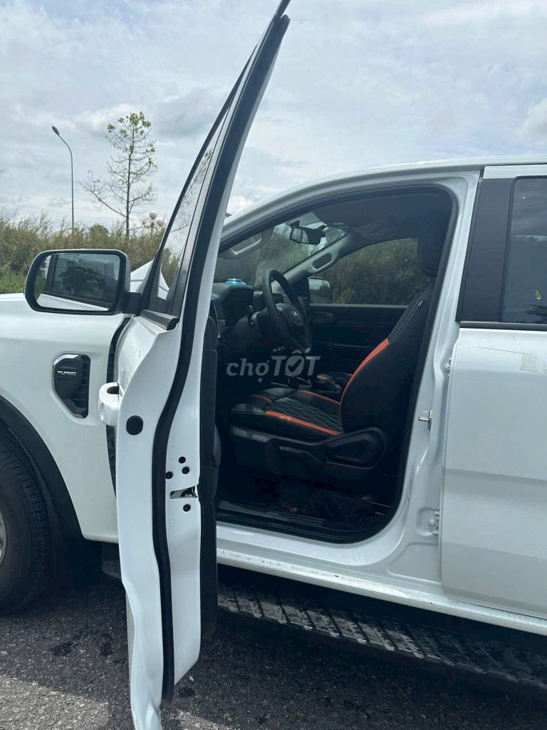 Ford Ranger XLS 2024 Автомат 4x4