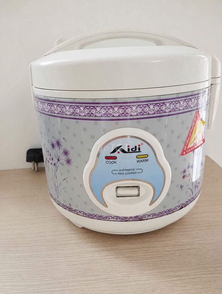 Nồi cơm điện Aidi Trắng chống dính. Mua bán Bếp, lò, đồ điện nhà bếp tại Quận Hoàng Mai Hà Nội được đăng bởi Dương hình 1