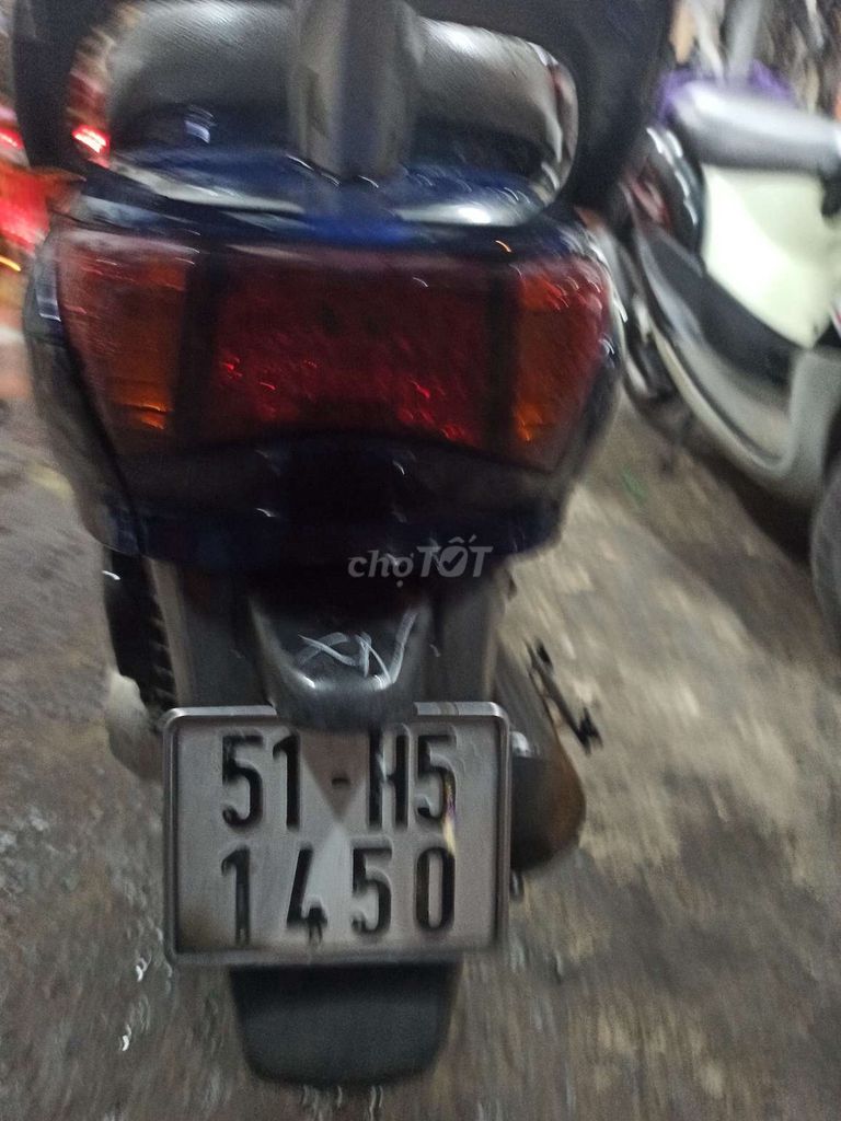 Honda SCR 2007 màu Xanh BSTP GTHL.. Mua bán Xe máy tại Quận Bình Tân Tp Hồ Chí Minh được đăng bởi LÊ TRUNG VIỄN. hình 6