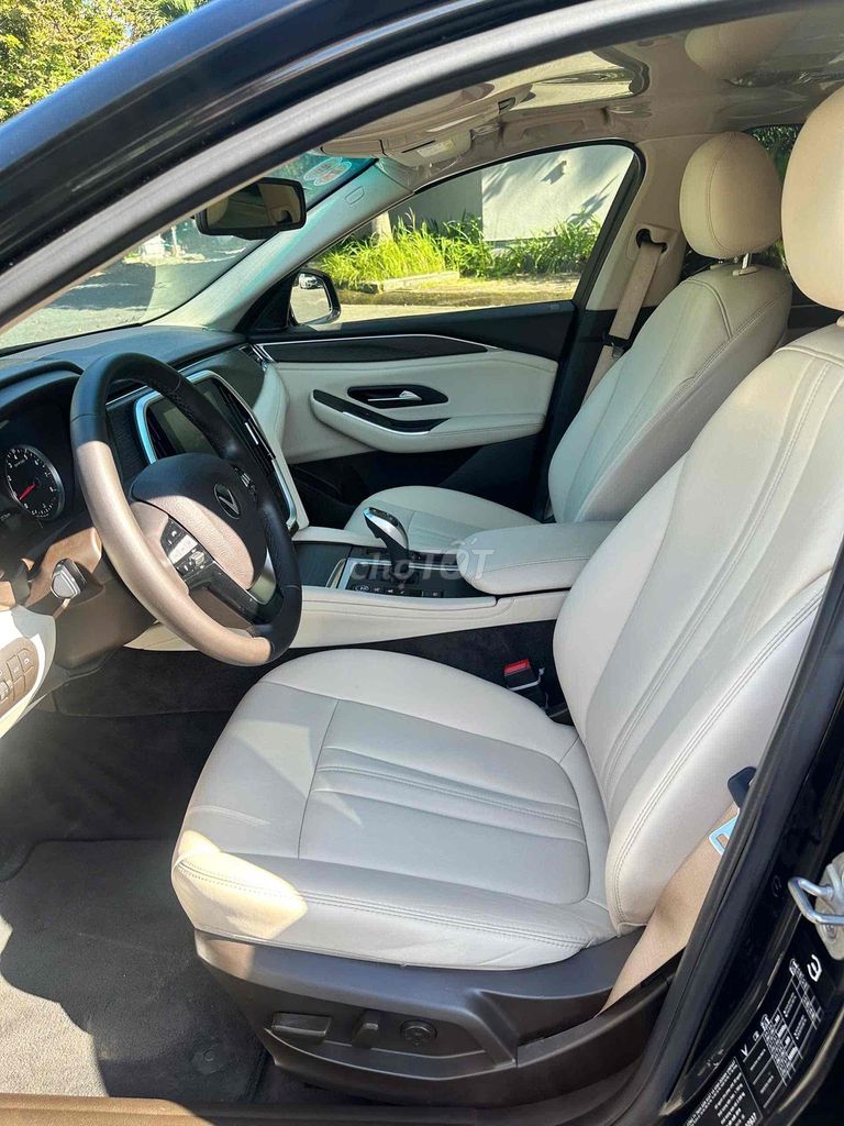 VinFast Lux A2.0 2019 Premium 2.0 AT - 62000 km. Mua bán Ô tô tại Quận Cẩm Lệ Đà Nẵng được đăng bởi Nguyễn Duy hình 8