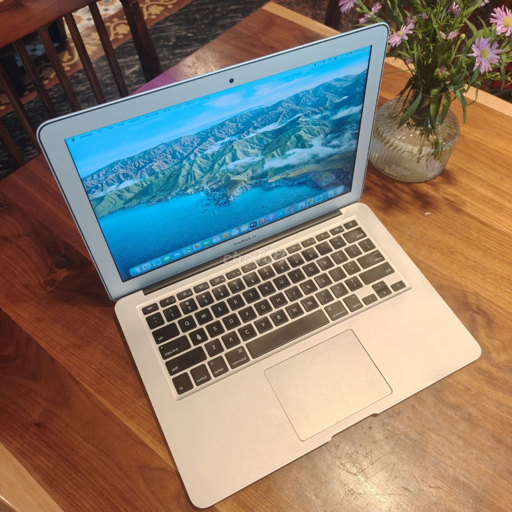 Apple Macbook Air 2017 i5 8GB/128GB. Mua bán Laptop tại Quận Tân Bình Tp Hồ Chí Minh được đăng bởi Nhật Thái Mậu An hình 1