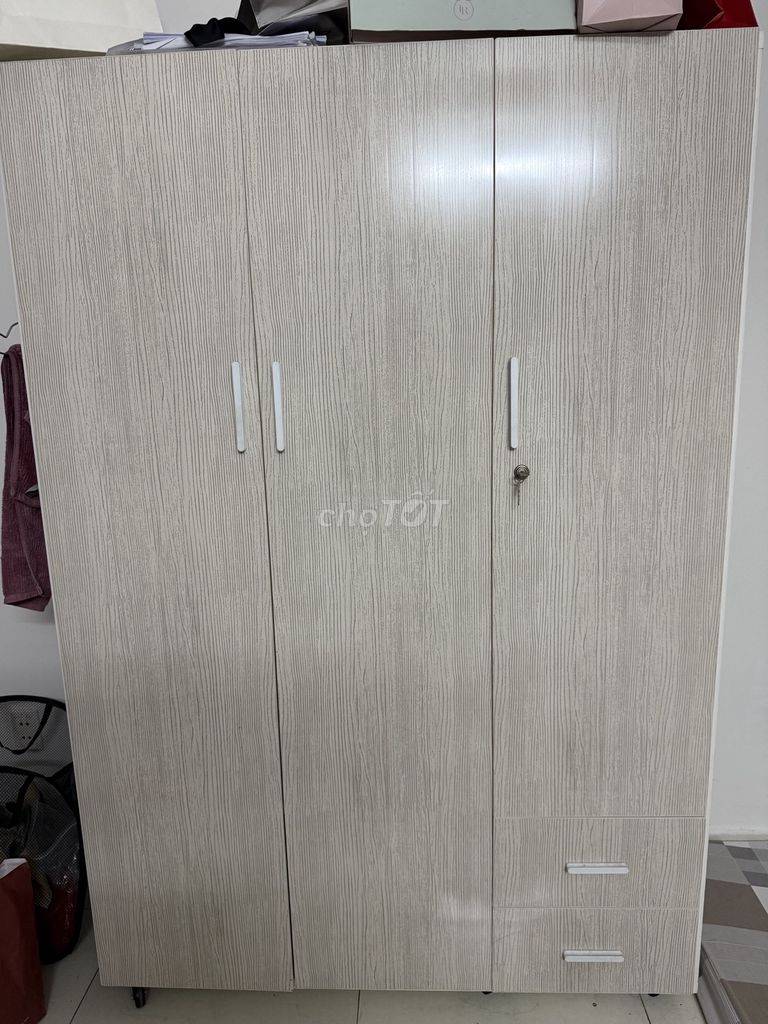 Tủ quần áo gỗ công nghiệp 3 cánh. Mua bán Tủ, kệ gia đình tại Thành phố Thủ Đức Tp Hồ Chí Minh được đăng bởi Nguyễn Thị Tâm Thiện hình 1