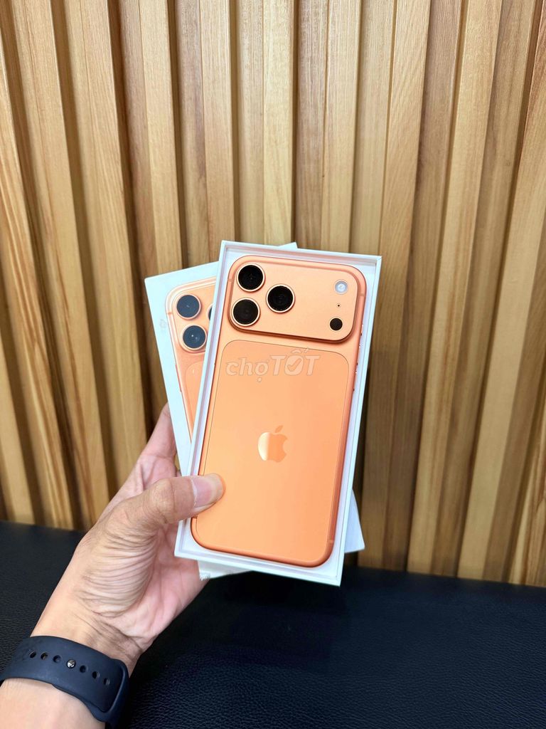Apple iPhone 17 Pro Max 256GB Cam 99%. Mua bán Điện thoại tại Quận 8 Tp Hồ Chí Minh được đăng bởi Lê Đặng Minh Khang hình 1