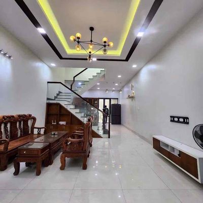 Rent · 4 bd · 80 м² · Thành phố Thủ Đức, ул. Đường Trường Lưu