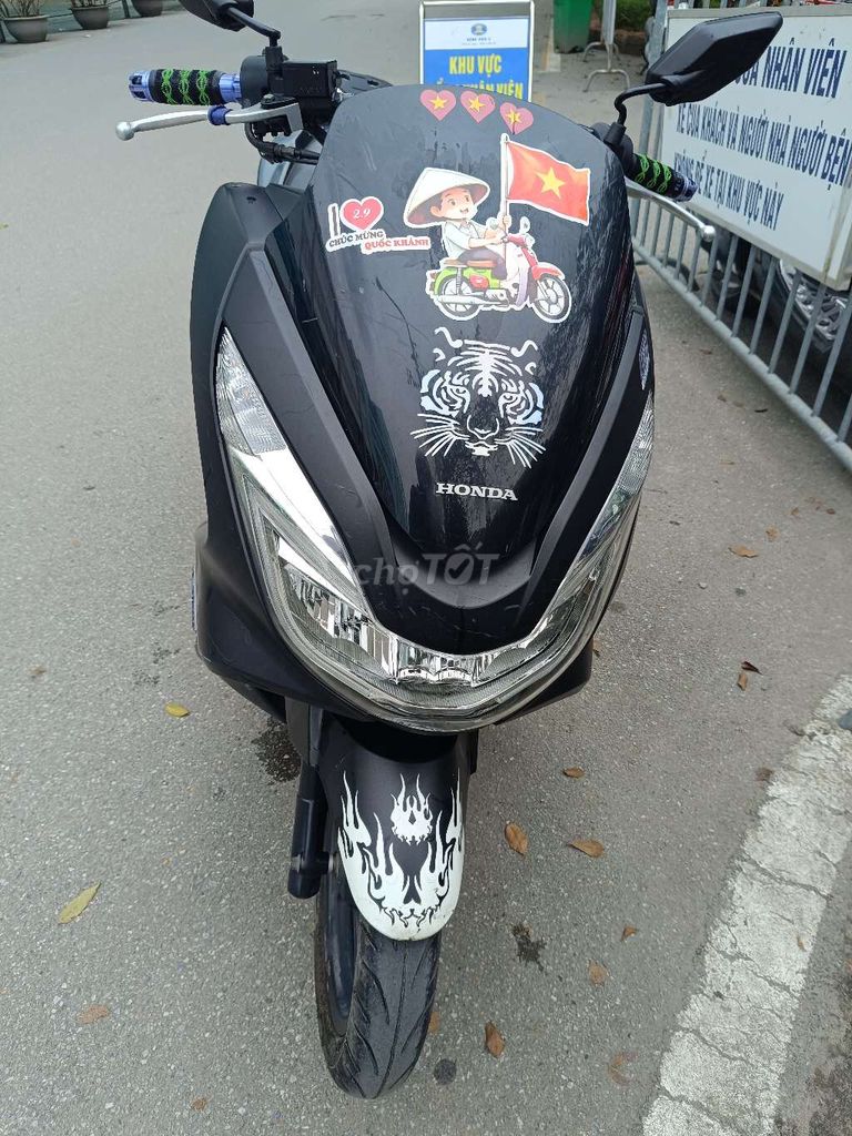 Xe PCX 125. Mua bán Xe máy tại Quận Hoàng Mai Hà Nội được đăng bởi Vinh hình 1