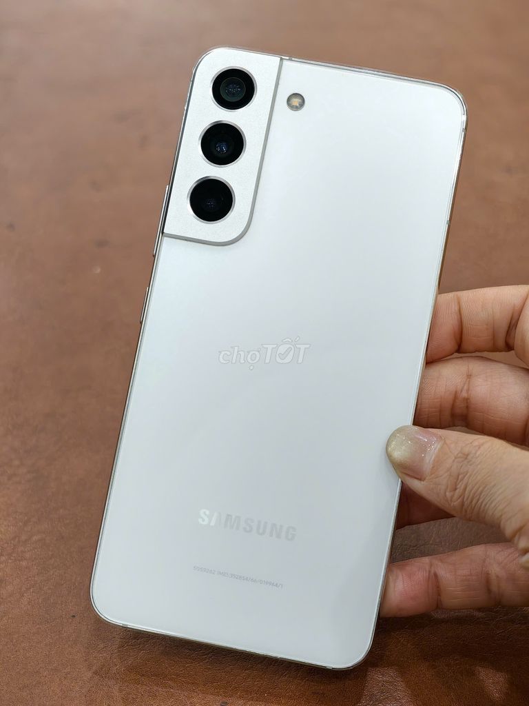 Samsung Galaxy S22 5G Hàn 256gb Trắng, Lỗi Sim 98%. Mua bán Điện thoại tại Quận Đống Đa Hà Nội được đăng bởi Hn Store hình 1