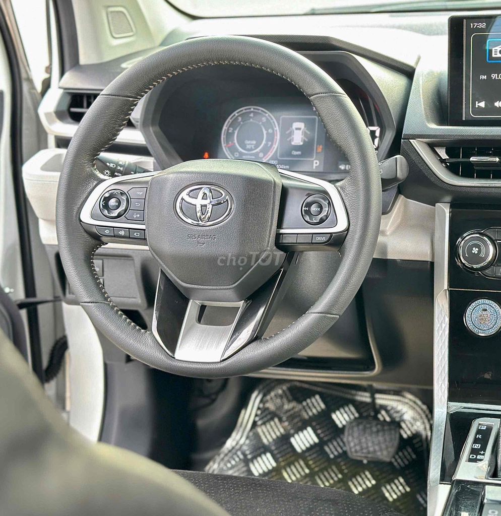 Cần Bán Toyota Veloz Cross 2022 CVT ,số Tự động ☎️. Mua bán Ô tô tại Quận Hoàng Mai Hà Nội được đăng bởi Anh Tuy hình 15