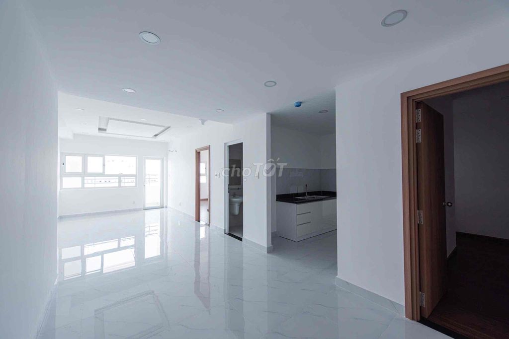 Аренда квартиры Conic Boulevard 84м² 2сп 2с/у, 10-й этаж вид на город