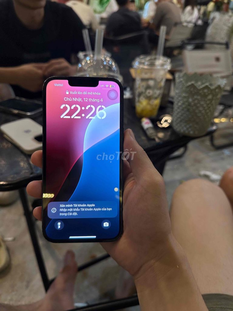 iPhone 13 ngoại hình xấu không dùng nữa cần bán. Mua bán Điện thoại tại Huyện Thanh Trì Hà Nội được đăng bởi Toan Pham hình 1