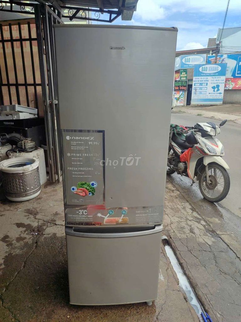 Tủ lạnh Panasonic 300L. Mua bán Tủ lạnh tại Thành phố Biên Hòa Đồng Nai được đăng bởi Xuân Phúc Điện Lạnh hình 1
