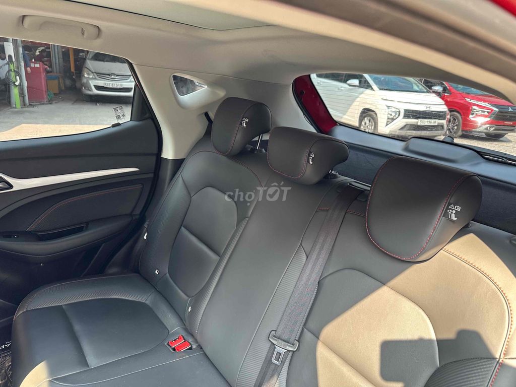MG ZS Luxury 2023 - 18000 km. Mua bán Ô tô tại Thành phố Thủ Đức Tp Hồ Chí Minh được đăng bởi Trọng Thức hình 9