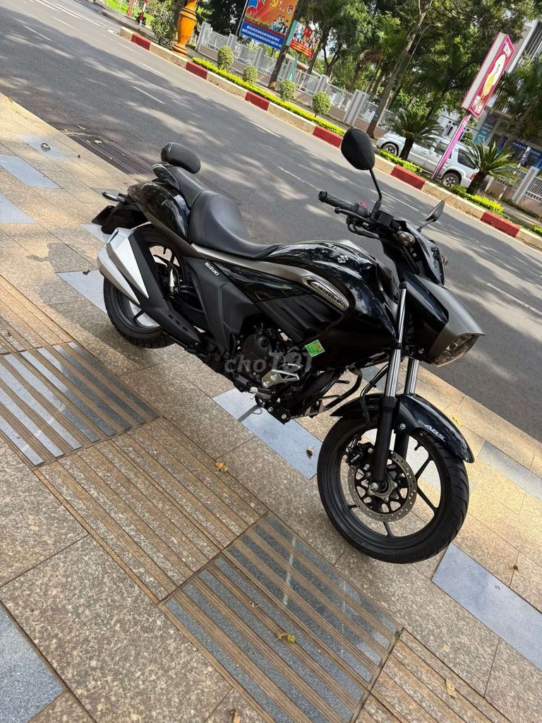 Suzuki Intruder,Xe Mới 100%,Hàng Cty xuất hóa đơn. Mua bán Xe máy tại Quận Thanh Khê Đà Nẵng được đăng bởi Quý Moto Cycle 21 điện biên phủ Đà Nẵng hình 1