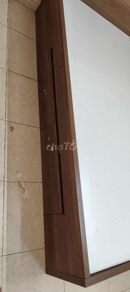 Giường gỗ ép công nghiệp Như mới. Mua bán Giường, chăn ga gối nệm tại Quận Nam Từ Liêm Hà Nội được đăng bởi Thắng Nguyễn hình 1