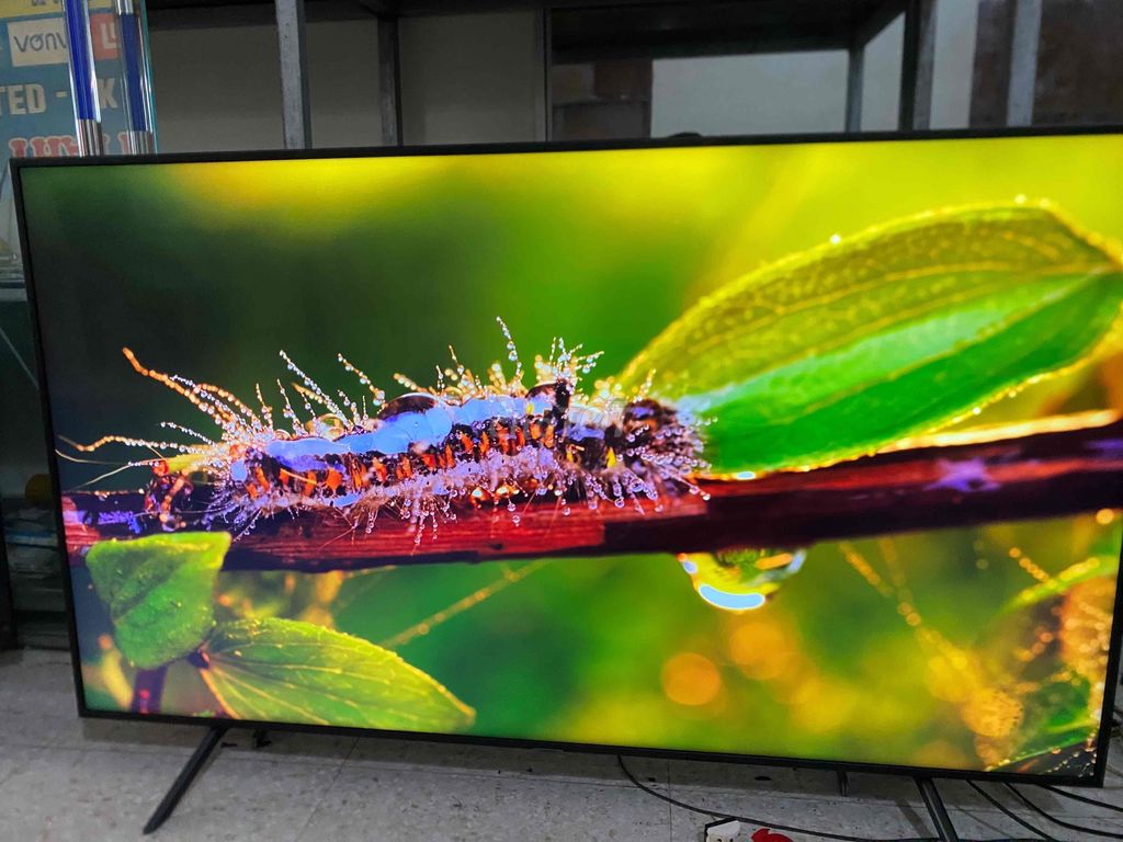 Tivi Samsung 65RU7100 4K Đen. Mua bán Tivi, Âm thanh tại Thành phố Thái Bình Thái Bình được đăng bởi Bùi Chiêm hình 1