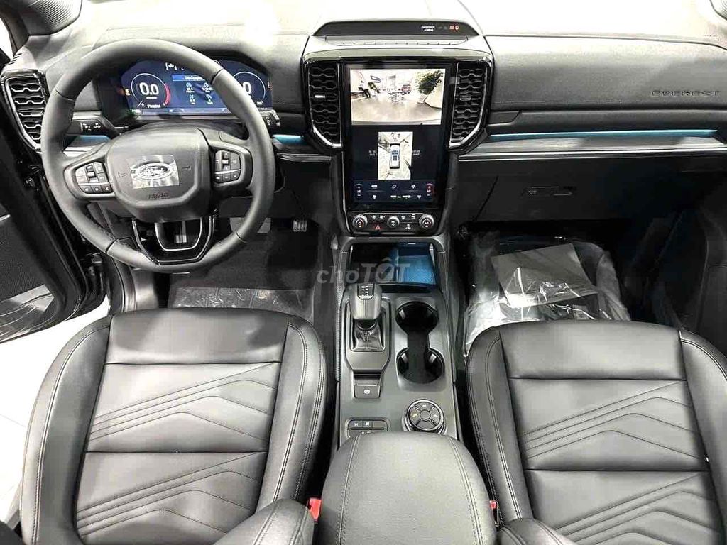 2025 Everest 4x4 Trắng bank 90%, lãi 7,5%. Mua bán Ô tô tại Thành phố Thủ Đức Tp Hồ Chí Minh được đăng bởi FORD THỦ ĐỨC TRẦN THẮNG  hình 5