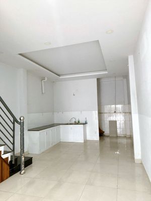 Аренда · 2 комн. · 72 м² · Quận Tân Phú, ул. Đường Cách Mạng