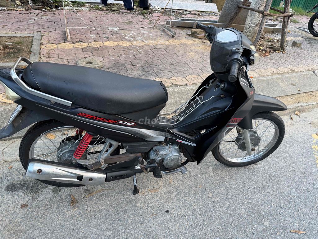 Sirus liên doanh máy ngon tất cả chức năng ok 6tr. Mua bán Xe máy tại Thành phố Quảng Ngãi Quảng Ngãi được đăng bởi Hien hình 3
