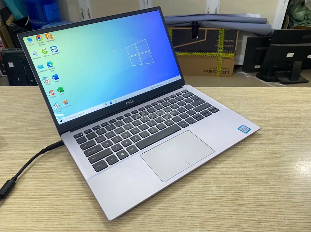 Dell 3301 i3 8145u 13.3 inch 4GB/256GB Like New. Mua bán Laptop tại Quận Nam Từ Liêm Hà Nội được đăng bởi Mạnh  hình 1