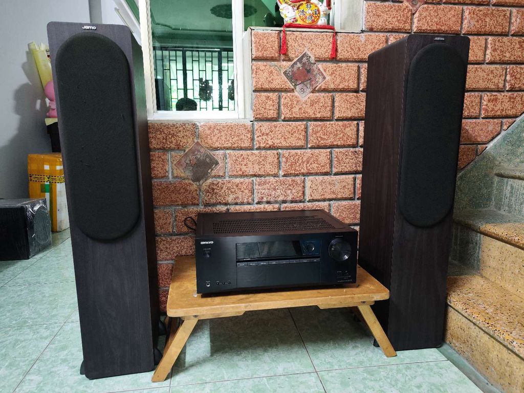 Trọn bộ Amply onkyo + loa jamo đời mới cắm là chơi