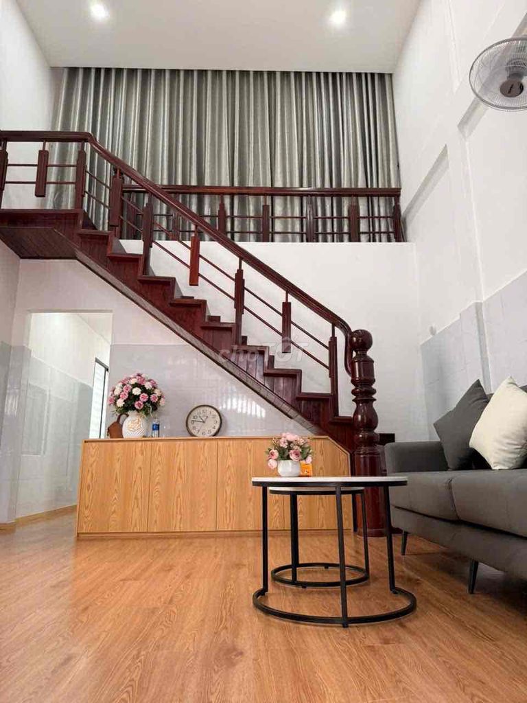 Nhà nguyên căn 2pn đường lê duẩn, hải châu