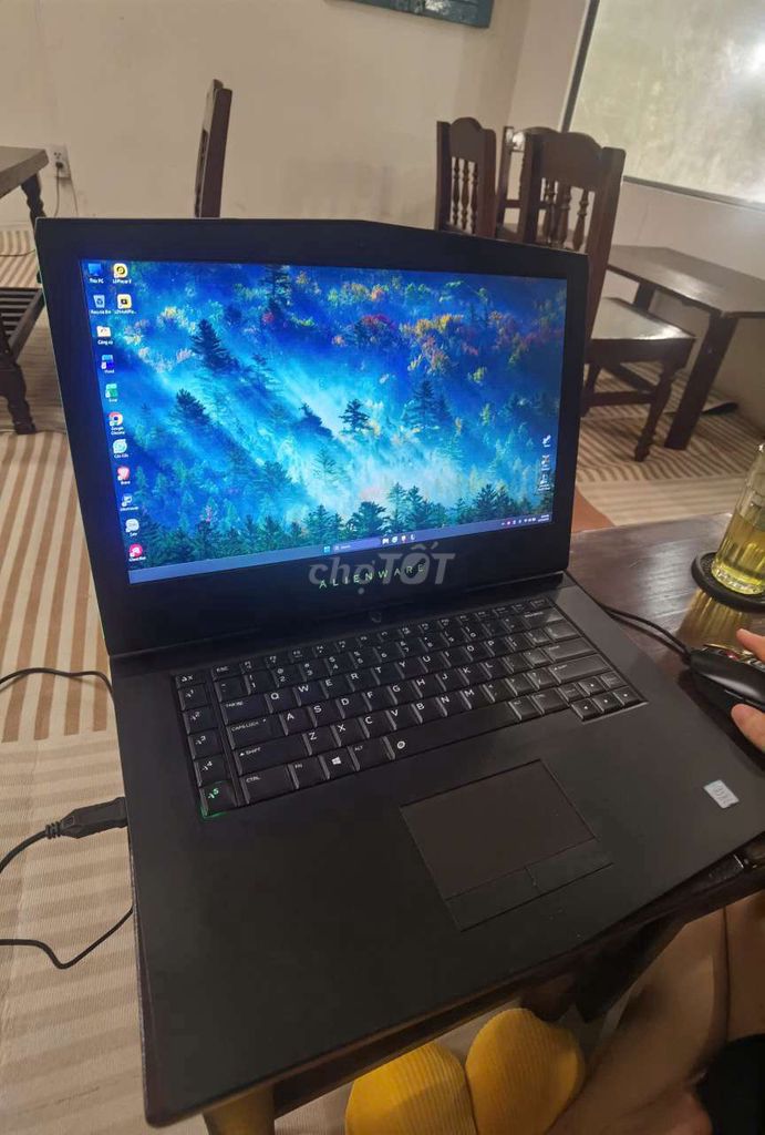 Dell Alienware 15 R4 i7-8750H 1070 8Gb. Mua bán Laptop tại Quận Nam Từ Liêm Hà Nội được đăng bởi Minh hình 1