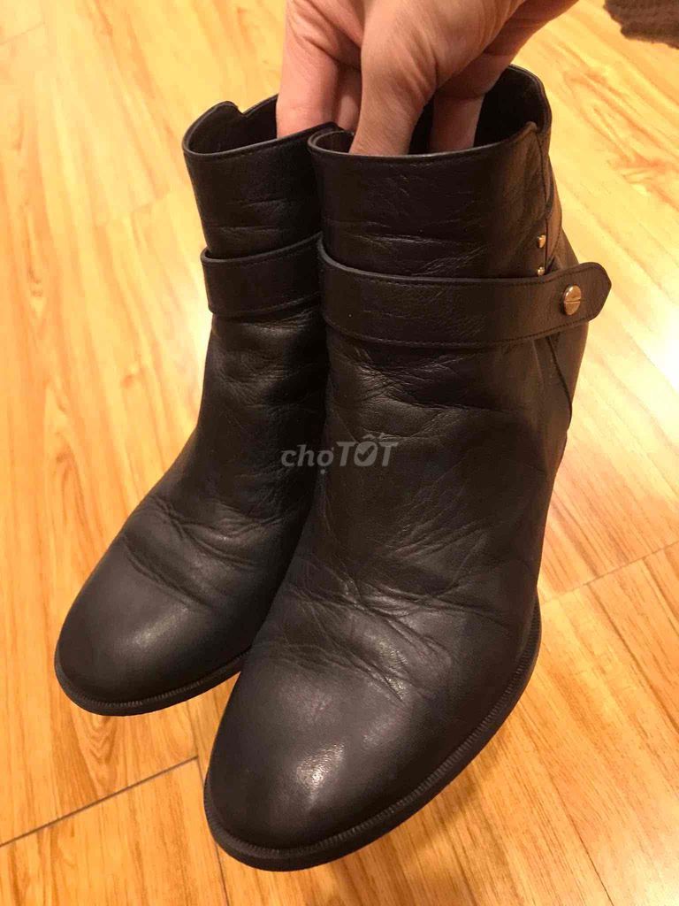 boôt nữ size 39