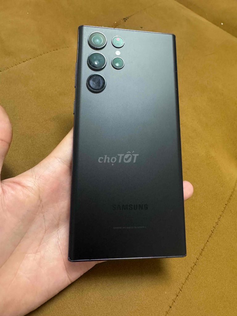 Samsung S22 Ultra Đen Đã sử dụng. Mua bán Điện thoại tại Quận 12 Tp Hồ Chí Minh được đăng bởi Ngọc Hiếu Phạm hình 1