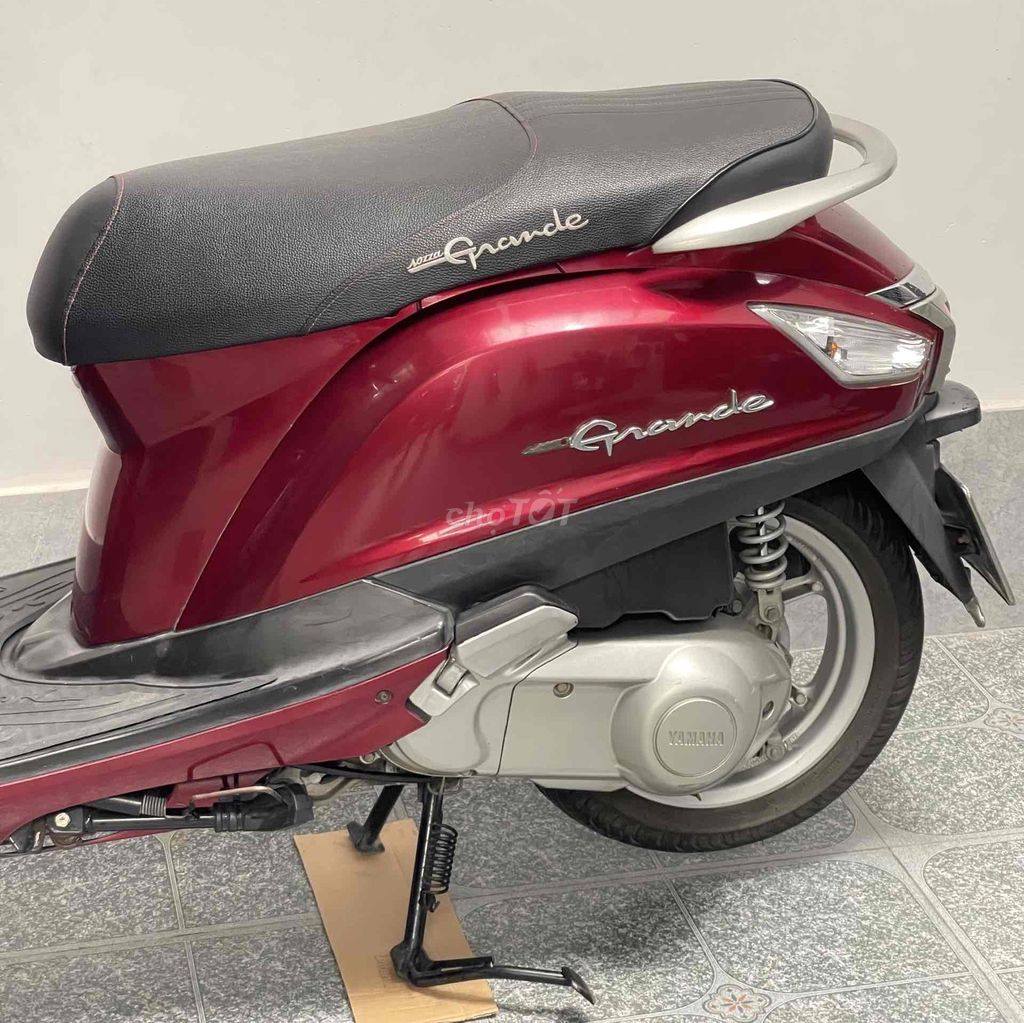 GRANDE 125 FI,BS 65,MÁY ZIN CHUẨN,XE ĐẸP. Mua bán Xe máy tại Thành phố Sóc Trăng Sóc Trăng được đăng bởi Nguyễn Sướng CÓ BÁN GÓP GIAO XE CÁC TỈNH hình 6