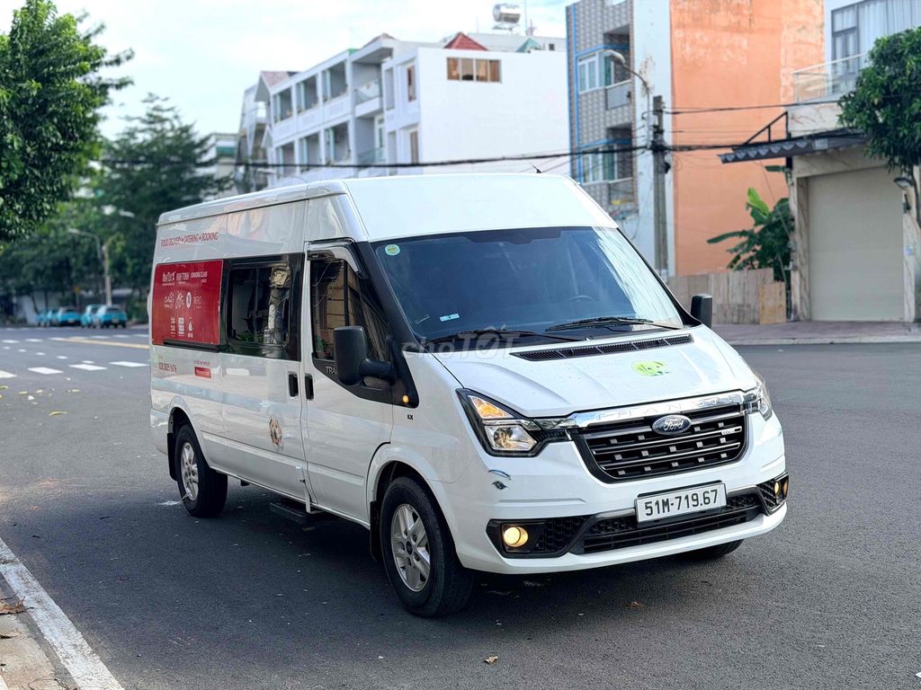 FORD TRANSIT 2022 900 кг / 6 мест, пробег 30 тыс., в отличном состоянии