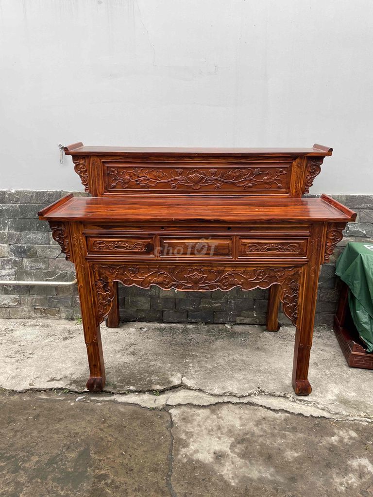 Bàn thờ gia tiên gỗ muồng 1m54x1m37x74cm. Mua bán Nội thất, đồ gia dụng khác tại Quận 12 Tp Hồ Chí Minh được đăng bởi mua bán đồ cũ hình 1