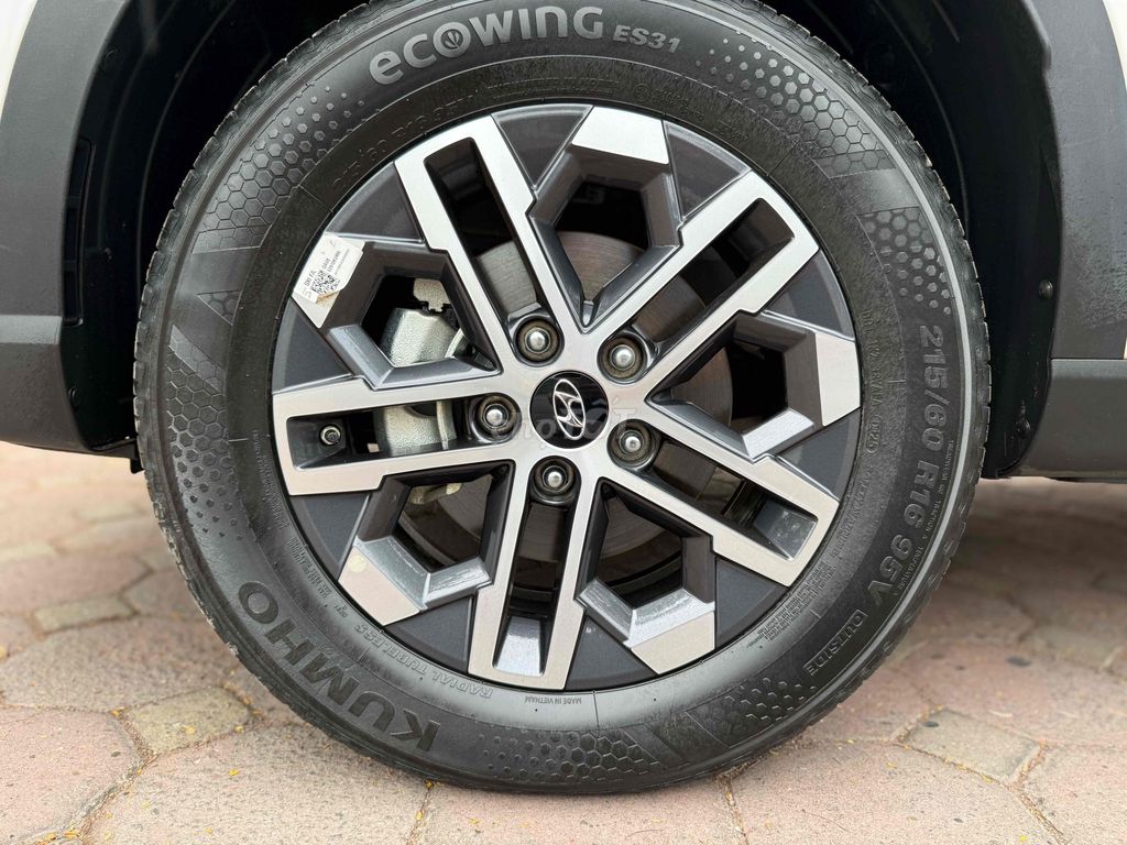 Hyundai Venue 2025 - 10000 km. Mua bán Ô tô tại Quận Nam Từ Liêm Hà Nội được đăng bởi Chính chủ hình 11