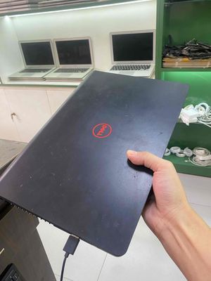 Dell gaming Inspiron 7447 i5h 14inh 8GB/128GB vega
