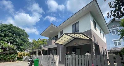 Rent · 3 bd · 200 м² · Thành phố Thủ Đức, ул. Phước Hữu