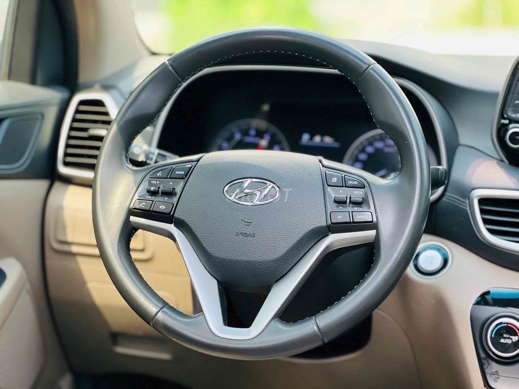 Hyundai Tucson 2.0ATH sx 2021 màu trắng siêu đẹp. Mua bán Ô tô tại Quận Cầu Giấy Hà Nội được đăng bởi Cao Quý hình 10