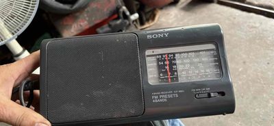radio Sony  ICF 880L 3 băng tần FM