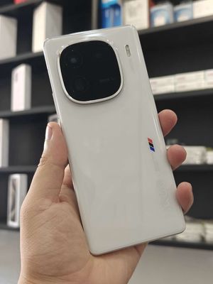 IQOO 12 Pro 12/256GB Trắng. Mua bán Điện thoại tại Thành phố Buôn Ma Thuột Đắk Lắk được đăng bởi HN Mobile BMT