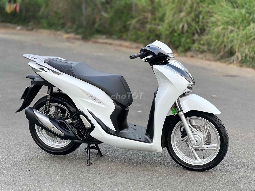 Shvn 150cc Cbs Trắng Đen 2022 Biển 60 Có Trả Góp🎉🎉. Mua bán Xe máy tại Thành phố Biên Hòa Đồng Nai được đăng bởi Xe Máy Phát Đồng hình 2