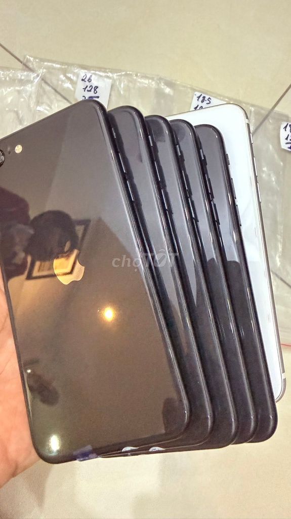 Apple iPhone SE 2 128GB Đen. Mua bán Điện thoại tại Quận 1 Tp Hồ Chí Minh được đăng bởi Hội Đồ Điện Tử hình 1