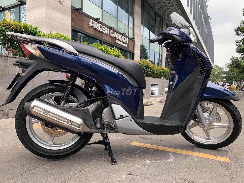 BÁN XE SH 125i Ý. CHÍNH HÃNG, ZIN đã độ SH150i.. Mua bán Xe máy tại Quận Đống Đa Hà Nội được đăng bởi Phạm Nhật Hoàng hình 2